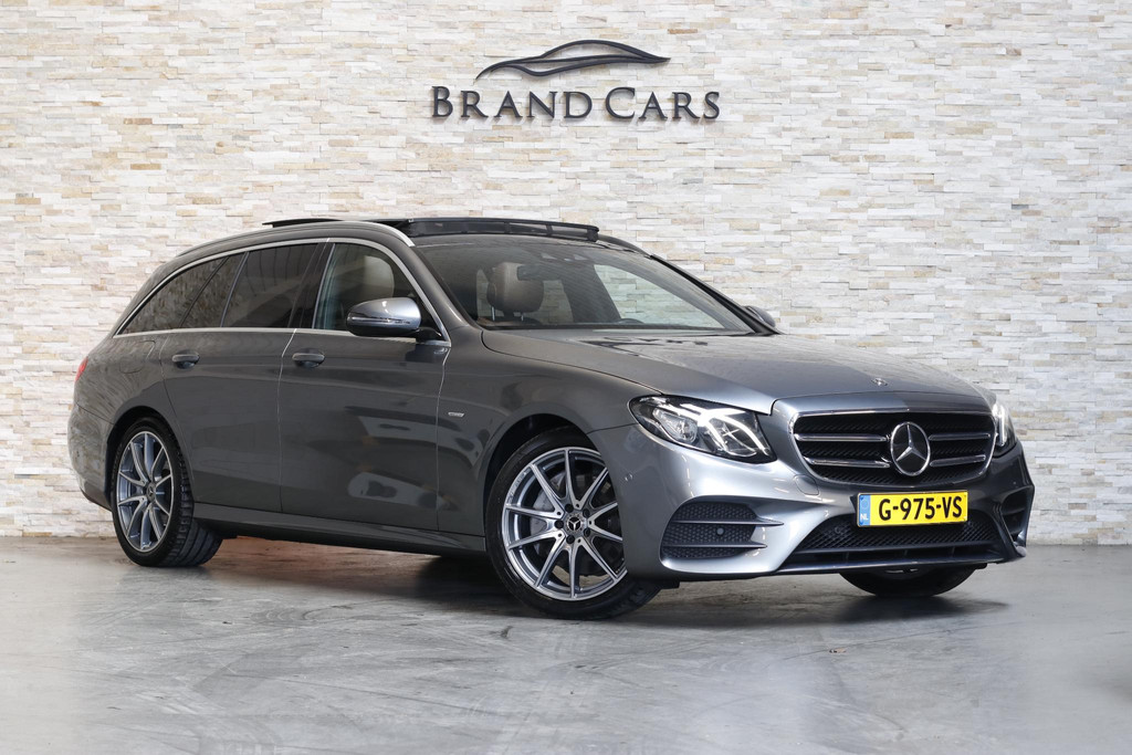 53318599