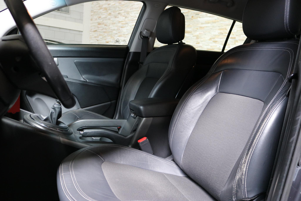 54419525-3.jpg